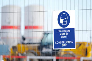 facemasks notice on site low res